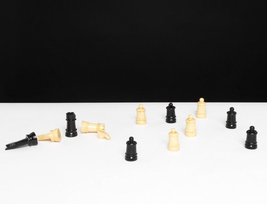 Mortal Game <br> Nguyen Quang Bach